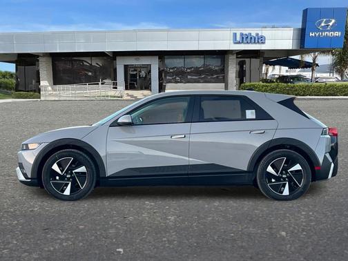 2026 Hyundai IONIQ 5 SE