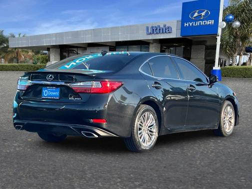 2017 Lexus ES 350 Base