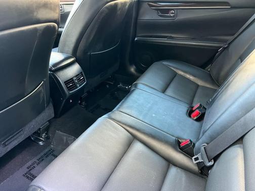 2017 Lexus ES 350 Base