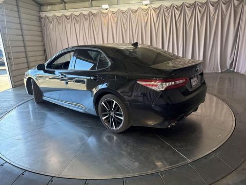 Midnight Black Metallic 2019 Toyota Camry XSE