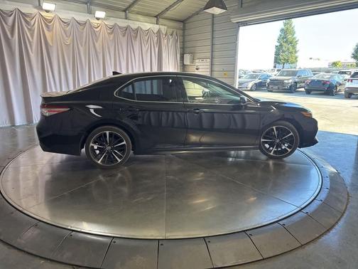 Midnight Black Metallic 2019 Toyota Camry XSE