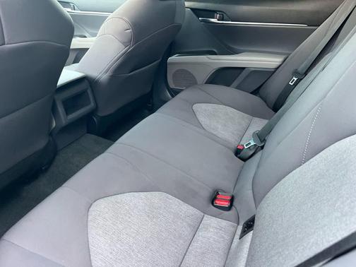 Ice Cap 2023 Toyota Camry LE