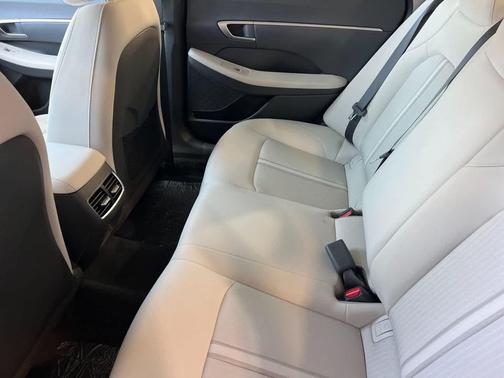 Abyss Black 2026 Hyundai SONATA Hybrid Base