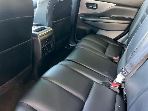 2023 Nissan Murano SV FWD