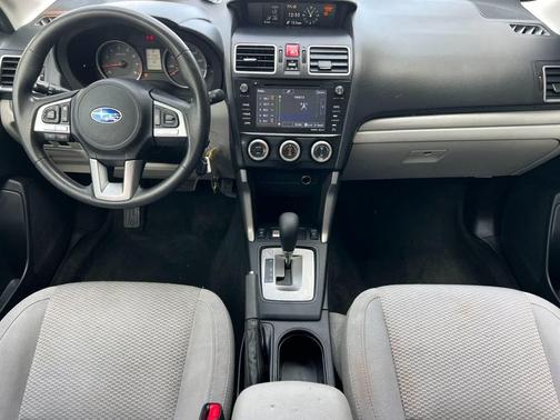 Jasmine Green Metallic 2017 Subaru Forester 2.5i Premium