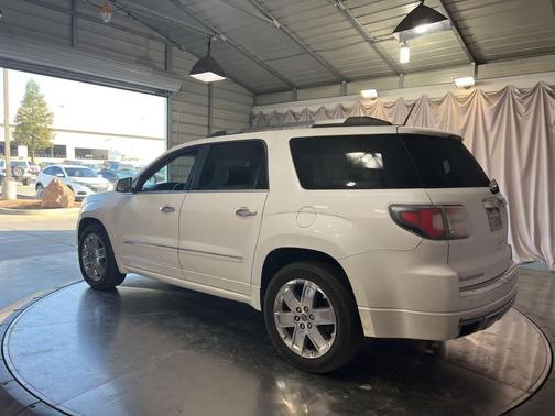 2016 GMC Acadia Denali