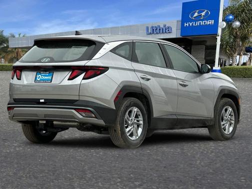 2026 Hyundai TUCSON SE