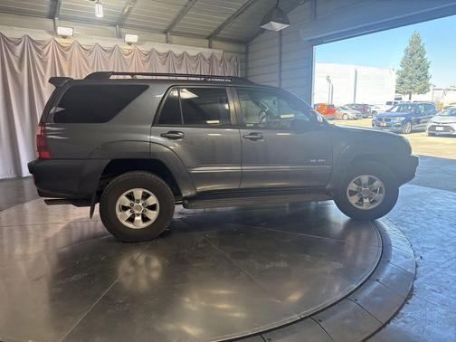 2005 Toyota 4Runner SR5