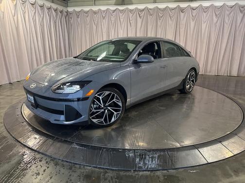2024 Hyundai IONIQ 6 SEL