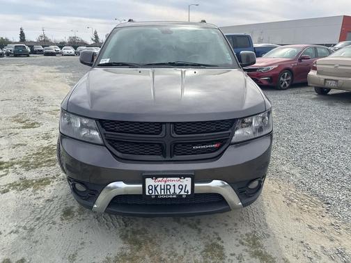 2018 Dodge Journey Crossroad