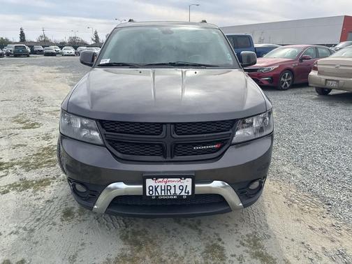 2018 Dodge Journey Crossroad
