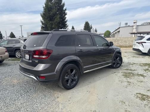 2018 Dodge Journey Crossroad