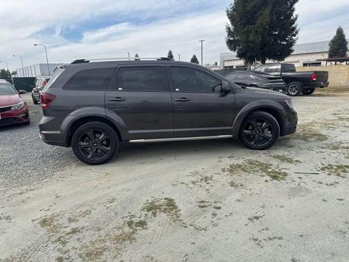 2018 Dodge Journey Crossroad