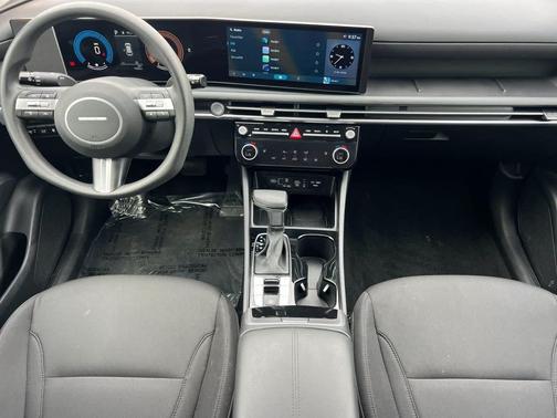 Shimmering Silver 2025 Hyundai TUCSON SEL