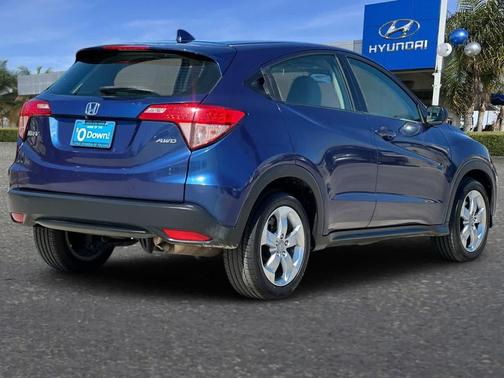 Deep Ocean Pearl 2016 Honda HR-V LX