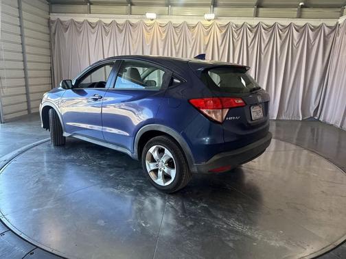Deep Ocean Pearl 2016 Honda HR-V LX