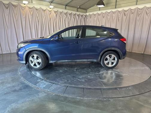 Deep Ocean Pearl 2016 Honda HR-V LX