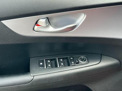 Fire Orange 2023 Kia Forte LXS