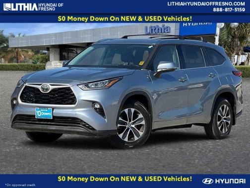 Moon Dust 2020 Toyota Highlander XLE