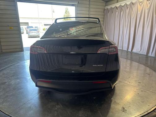 Solid Black 2022 Tesla Model Y Performance
