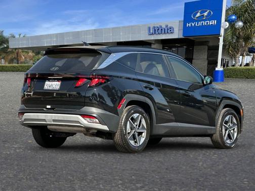 Phantom Black 2025 Hyundai TUCSON SEL