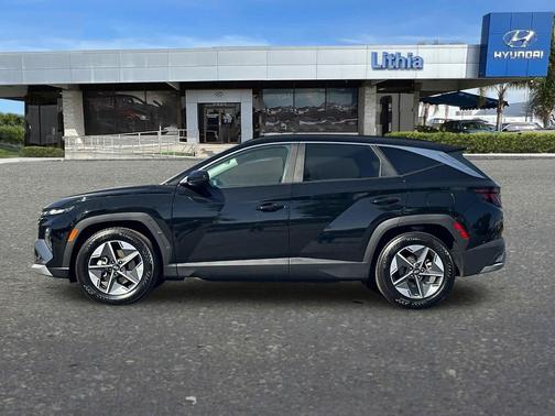 Phantom Black 2025 Hyundai TUCSON SEL