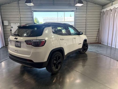 White Clearcoat 2021 Jeep Compass Latitude