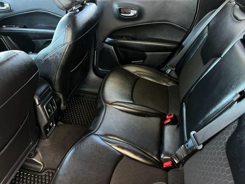 White Clearcoat 2021 Jeep Compass Latitude