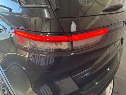 Diamond Black Crystal Pearlcoat 2023 Jeep Grand Cherokee 4xe Summit Reserve