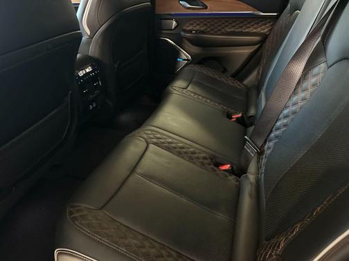 Diamond Black Crystal Pearlcoat 2023 Jeep Grand Cherokee 4xe Summit Reserve