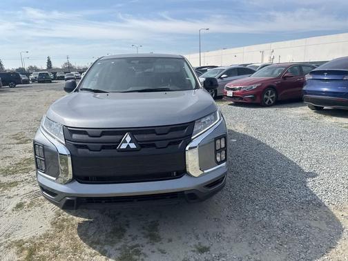 2025 Mitsubishi Outlander Sport 2.0 LE