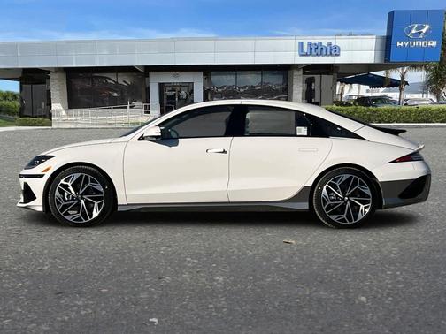 2025 Hyundai IONIQ 6 Limited