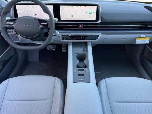 2025 Hyundai IONIQ 6 Limited