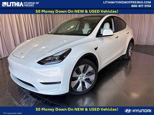 Pearl White Multi-Coat 2023 Tesla Model Y Long Range