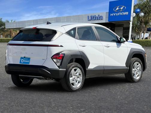 Atlas White 2026 Hyundai KONA SE