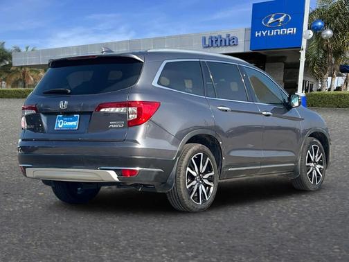 2019 Honda Pilot Touring 8-Passenger