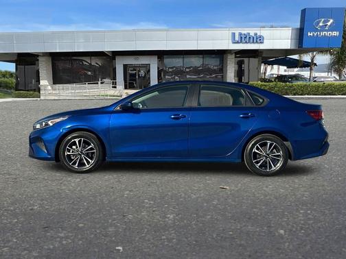Deep Sea Blue 2024 Kia Forte LXS