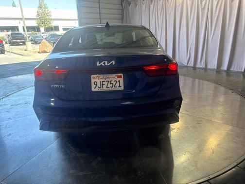 Deep Sea Blue 2024 Kia Forte LXS