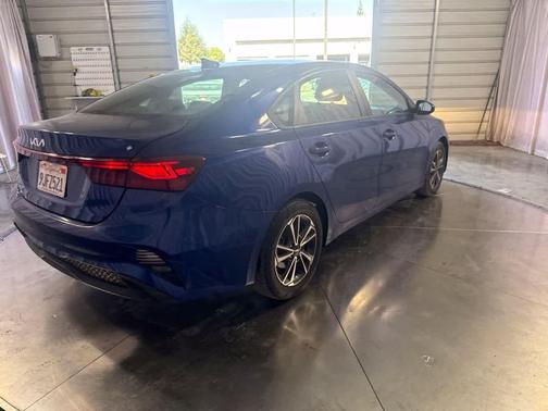 Deep Sea Blue 2024 Kia Forte LXS
