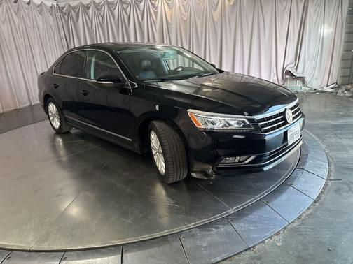 2016 Volkswagen Passat 1.8T SE