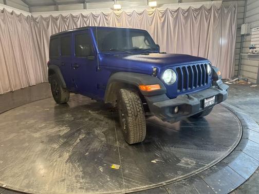 2020 Jeep Wrangler Unlimited Sport Altitude