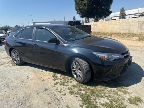 2015 Toyota Camry SE