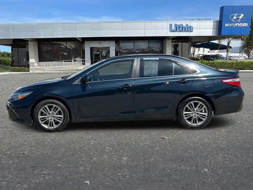 2015 Toyota Camry SE