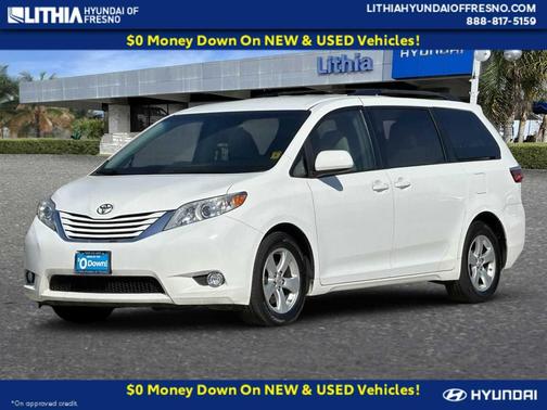 2017 Toyota Sienna LE