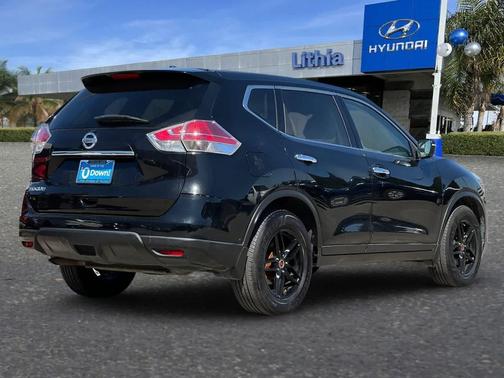 2015 Nissan Rogue S