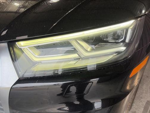 2019 Audi Q5 2.0T Premium Plus