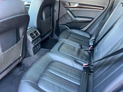 2019 Audi Q5 2.0T Premium Plus