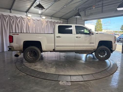 2019 Chevrolet Silverado 2500 High Country