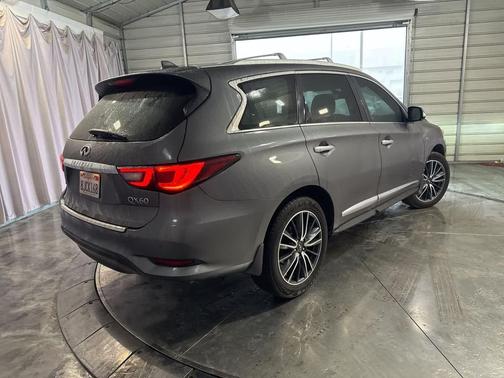 2019 INFINITI QX60 Luxe