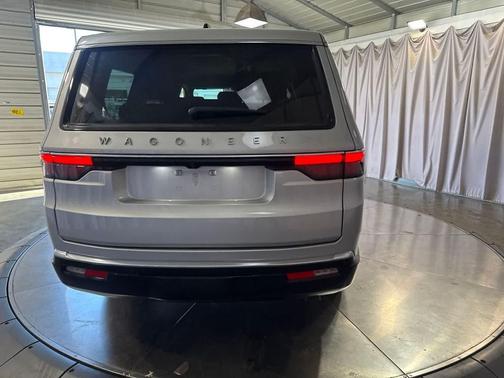 Silver Zynith 2025 Jeep Wagoneer Series II